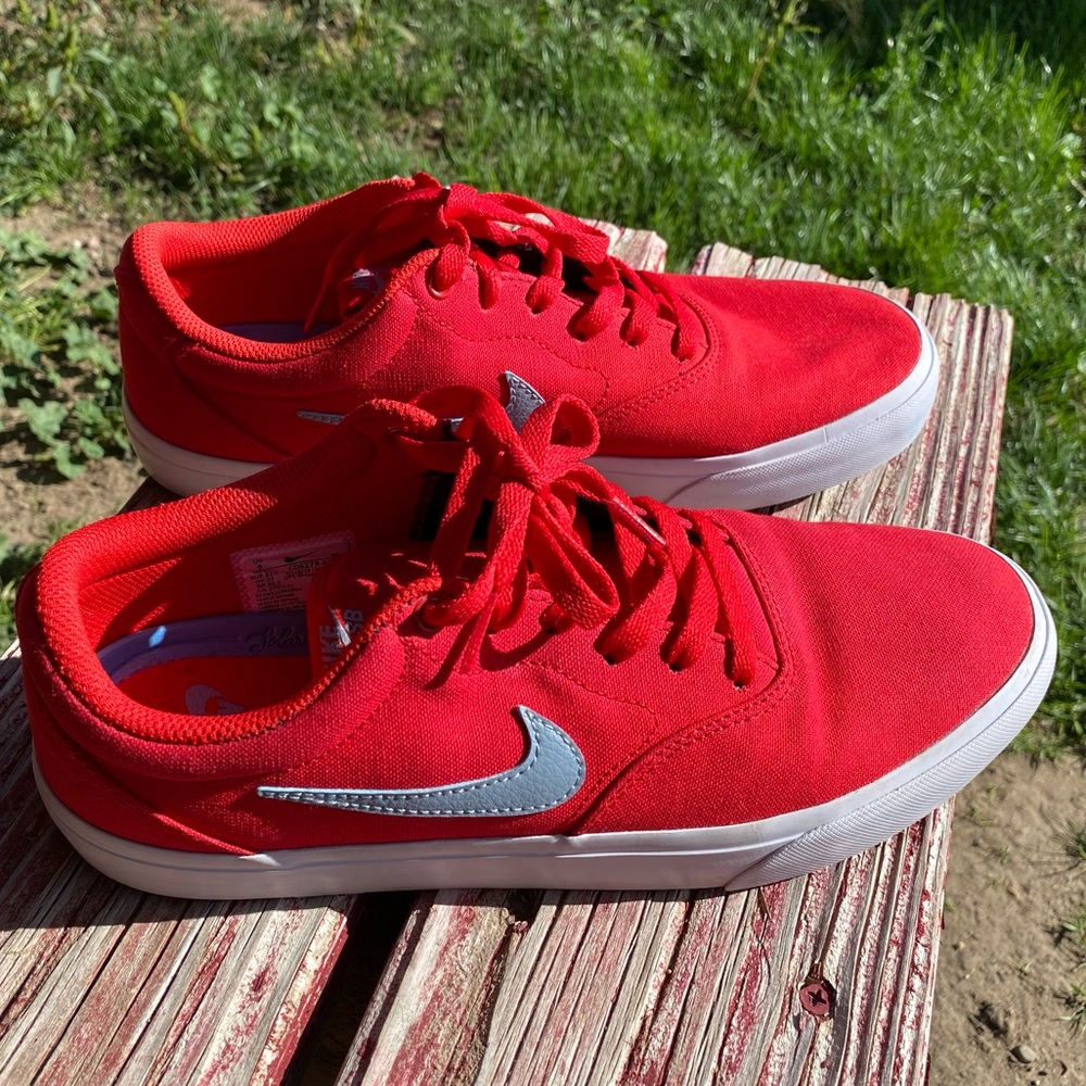 Nike SB Charge